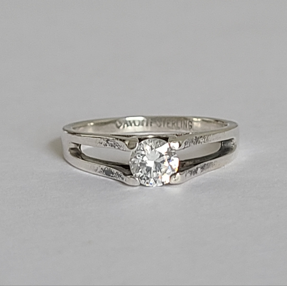 Vintage Avon Sterling Silver CZ Crystal Solitaire Split Shank Ring